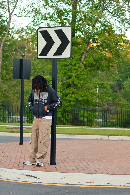 Volume l Zip-Ups